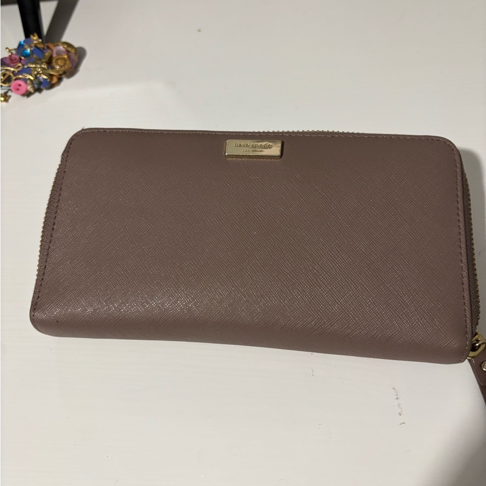 Kate Spade Brown Wallet